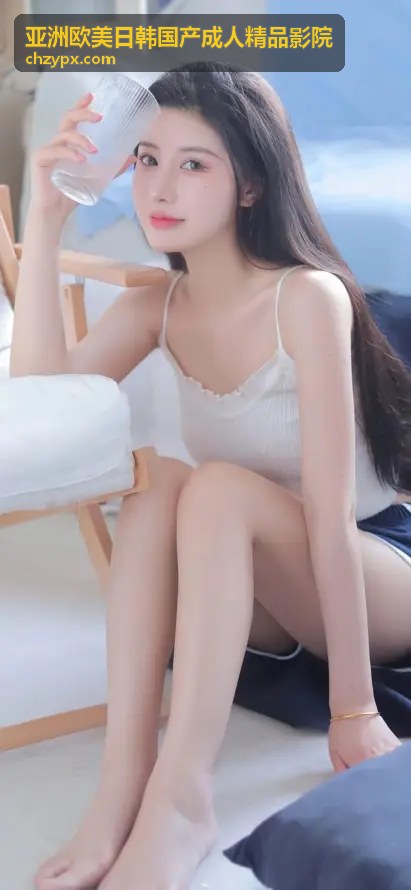 海边的花火大会：浴衣下的心动瞬间 - 日韩风尚成人精品影院在线观看